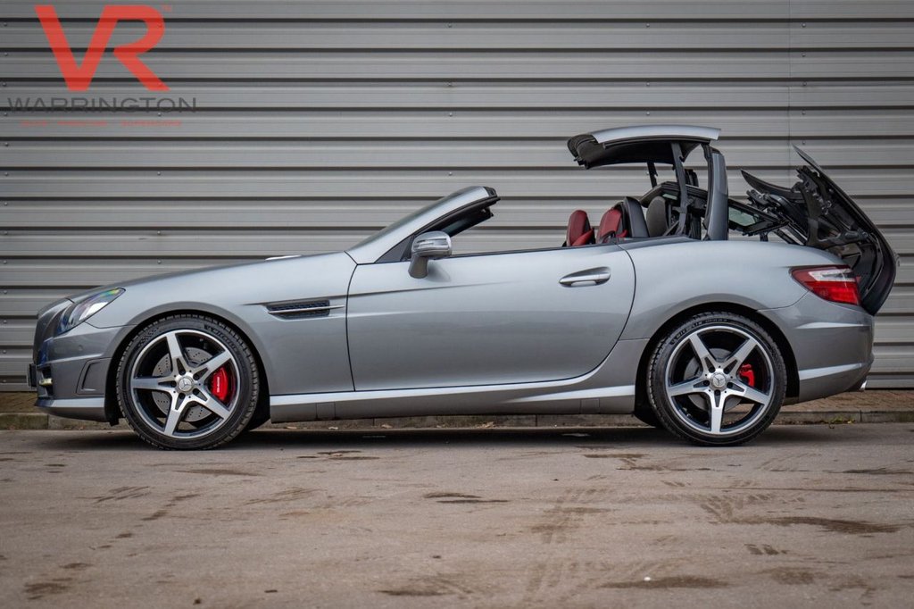 Used Mercedes-Benz SLK 2015 for sale - 77065215: Photo 9