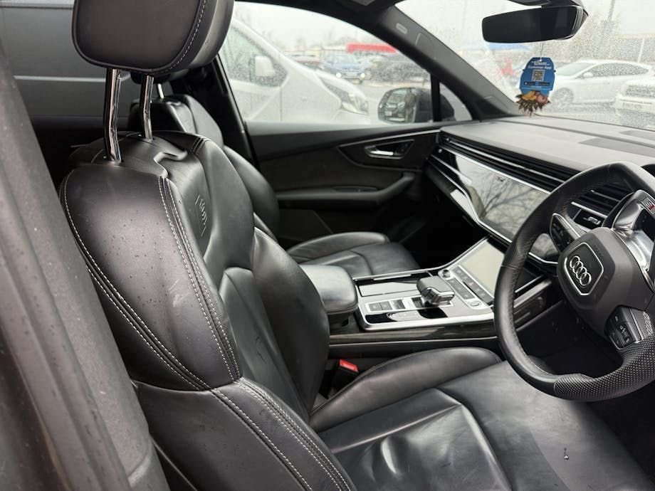 Used Audi Q7 2021 for sale - 77748594: Photo 4