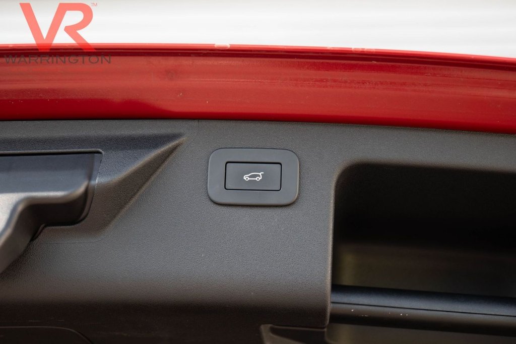 Used Land Rover Discovery Sport 2022 for sale - 76546467: Photo 15