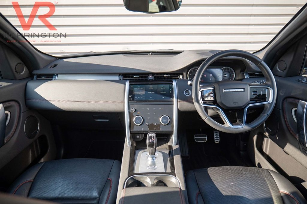 Used Land Rover Discovery Sport 2022 for sale - 76546467: Photo 2