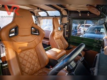 Used Land Rover Defender 1996 for sale - 77672804: Photo