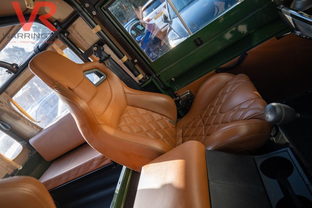 Used Land Rover Defender 1996 for sale - 77672804: Photo 4