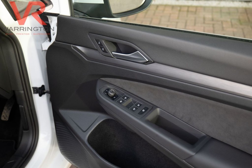 Used Volkswagen Golf 2023 for sale - 77276629: Photo 20