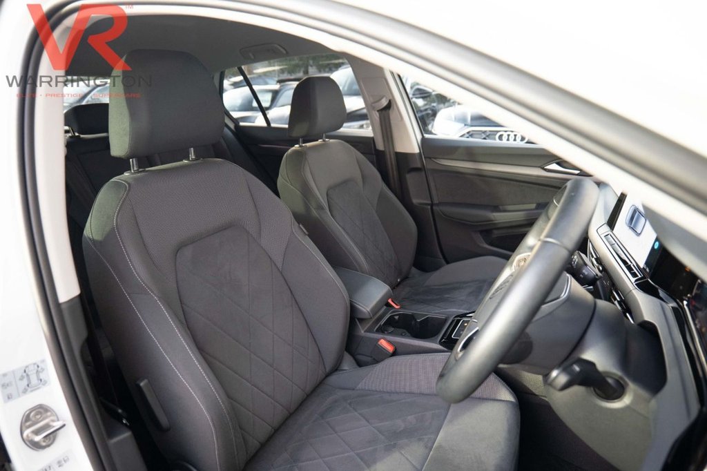 Used Volkswagen Golf 2023 for sale - 77276629: Photo 21