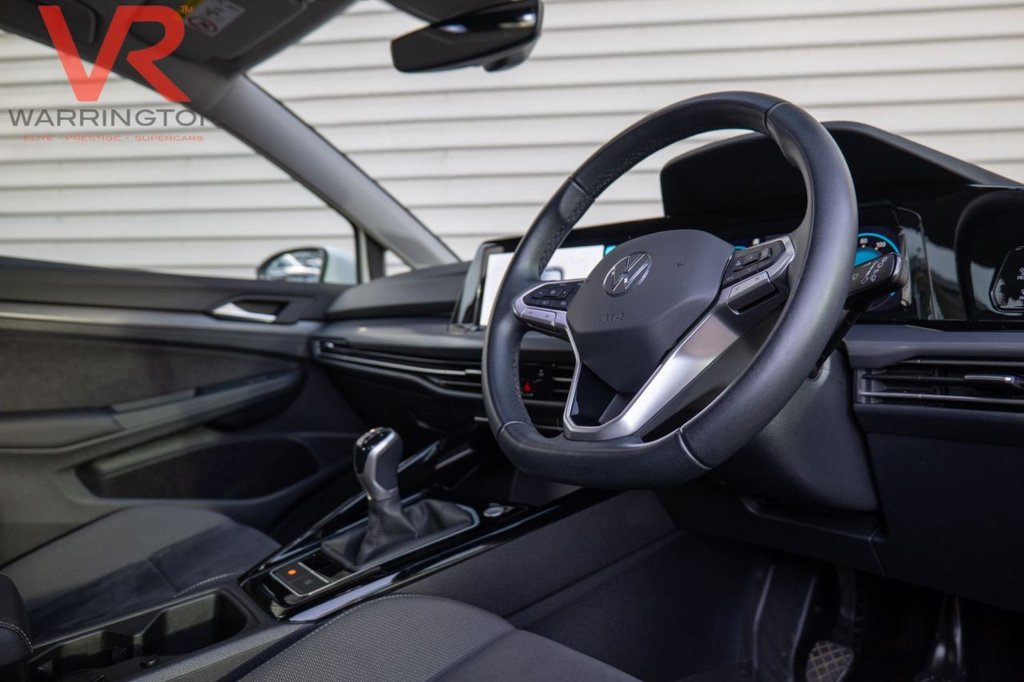 Used Volkswagen Golf 2023 for sale - 77276629: Photo 9