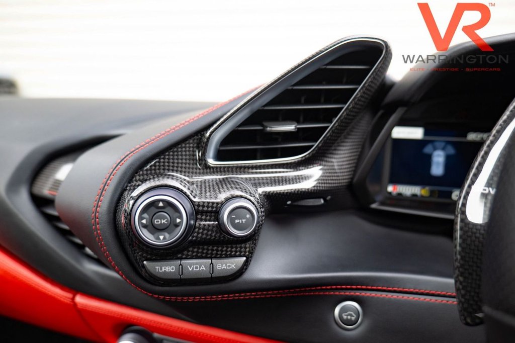 Used Ferrari 488 2017 for sale - 77199950: Photo 10