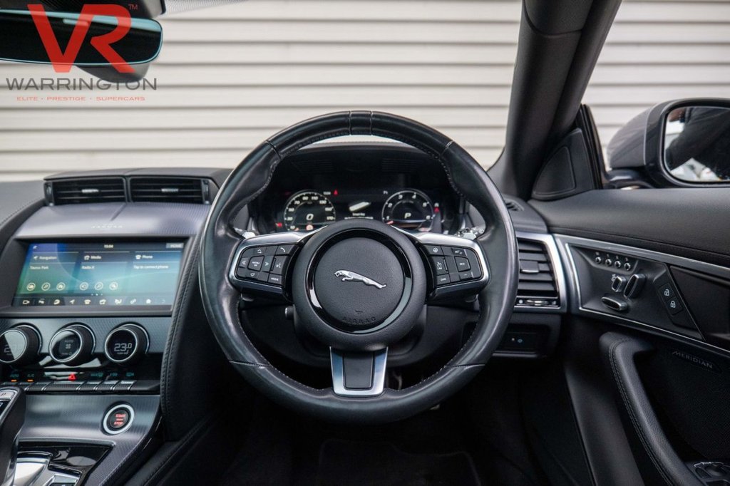 Used Jaguar F-Type 2020 for sale - 77897641: Photo 10