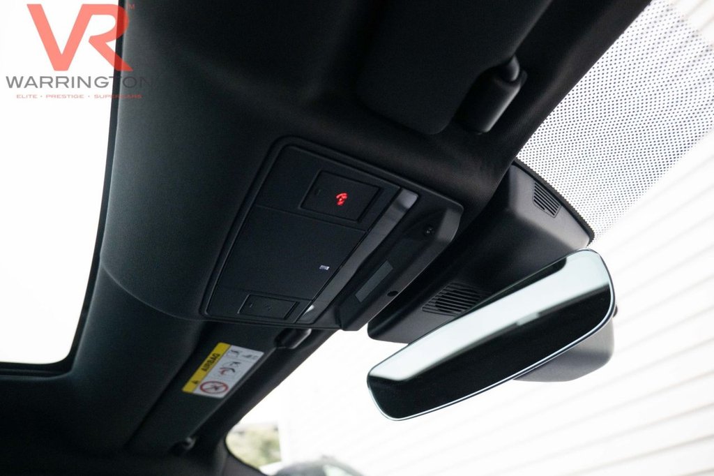 Used Jaguar F-Type 2020 for sale - 77897641: Photo 31