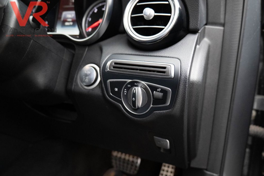 Used Mercedes-Benz GLC 2018 for sale - 77463939: Photo 14