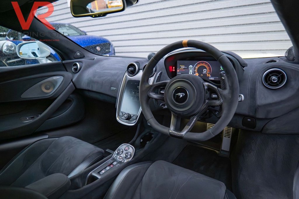 Used McLaren 600LT 2019 for sale - 76867914: Photo 2