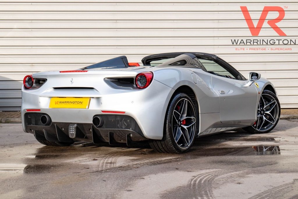 Used Ferrari 488 2019 for sale - 76546512: Photo 9