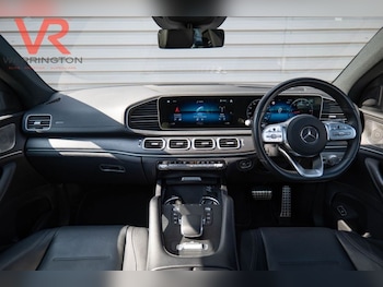 Used Mercedes-Benz GLE 2023 for sale - 79210387: Photo