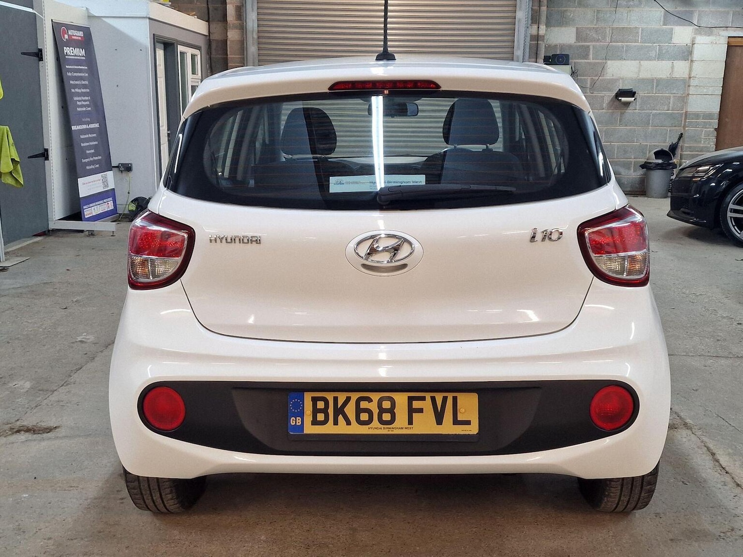 Used Hyundai i10 2018 for sale - 76378980: Photo 6