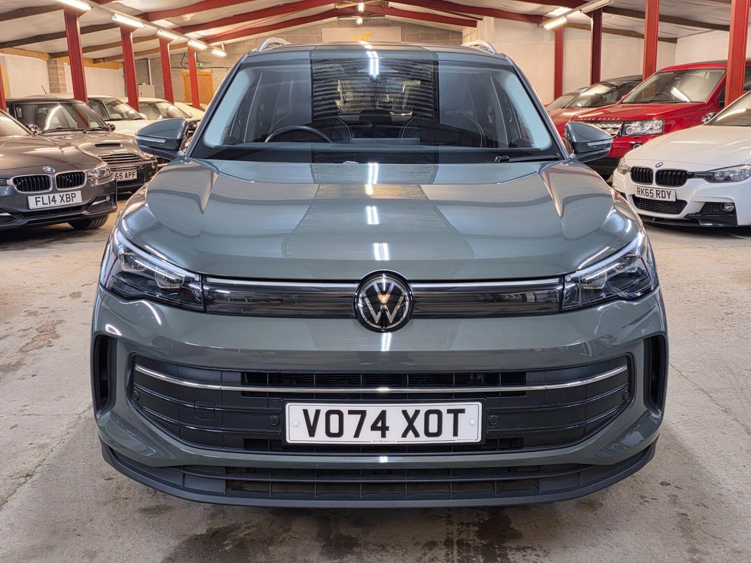 Used Volkswagen Tiguan 2024 for sale - 78011051: Photo 2