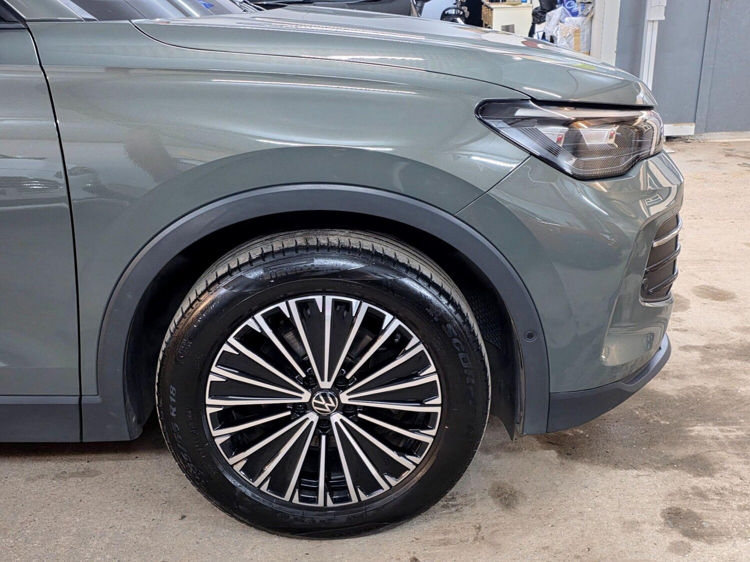 Used Volkswagen Tiguan 2024 for sale - 78011051: Photo 9