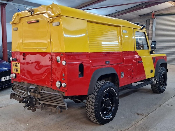 Used Land Rover Defender 110 2011 for sale - 76156757: Photo 7