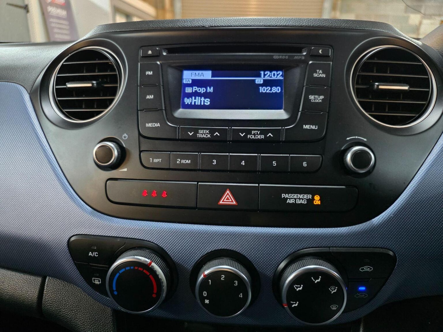 Used Hyundai i10 2015 for sale - 76911065: Photo 22