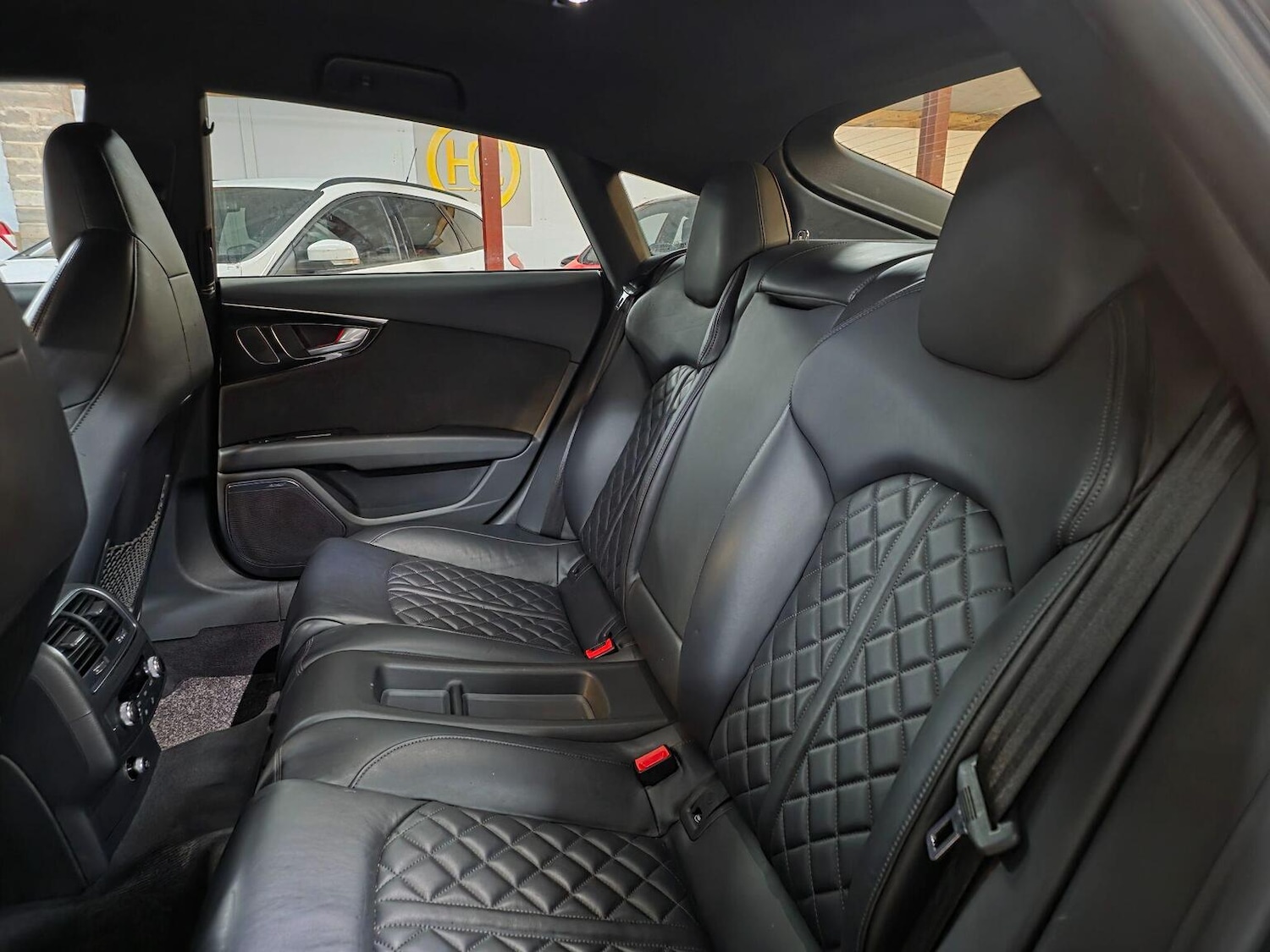 Used Audi A7 2017 for sale - 76772649: Photo 15