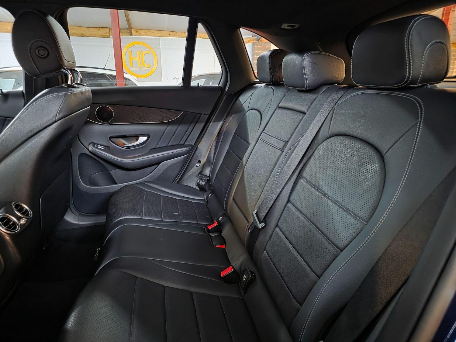 Used Mercedes-Benz GLC 2018 for sale - 76565172: Photo 17