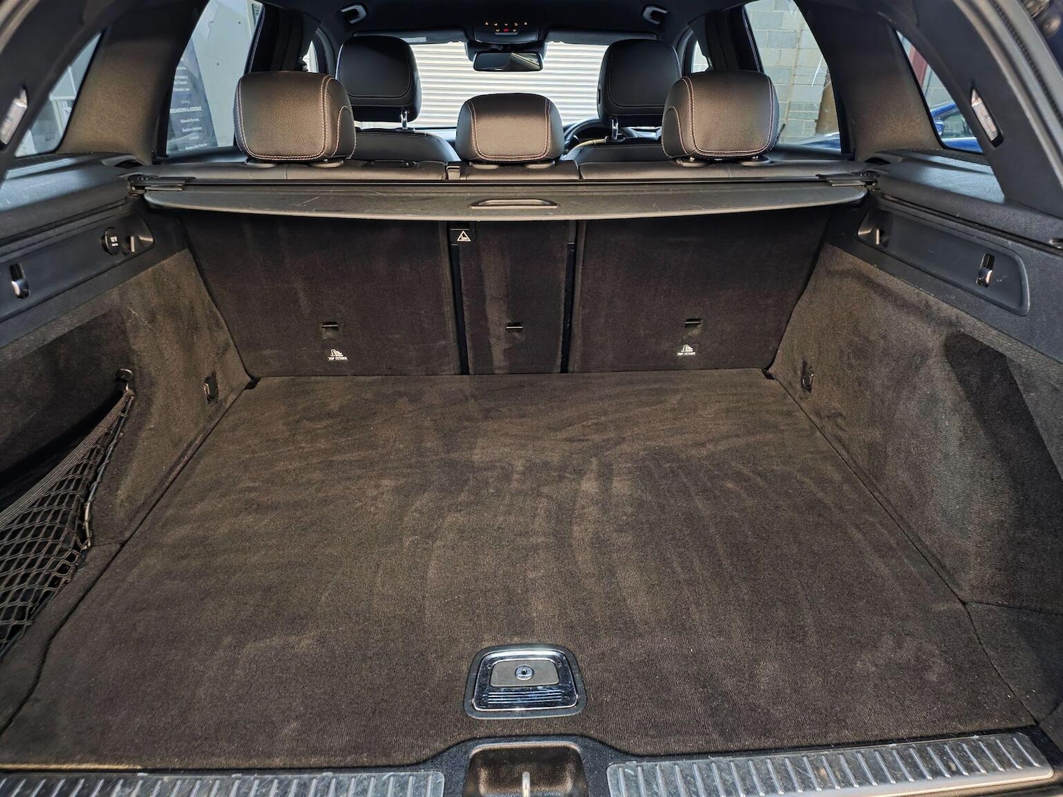 Used Mercedes-Benz GLC 2018 for sale - 76565172: Photo 18