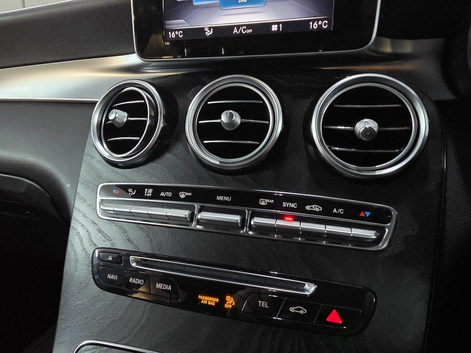 Used Mercedes-Benz GLC 2018 for sale - 76565172: Photo 23