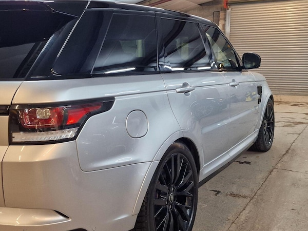 Used Land Rover Range Rover Sport 2017 for sale - 76262967: Photo 10