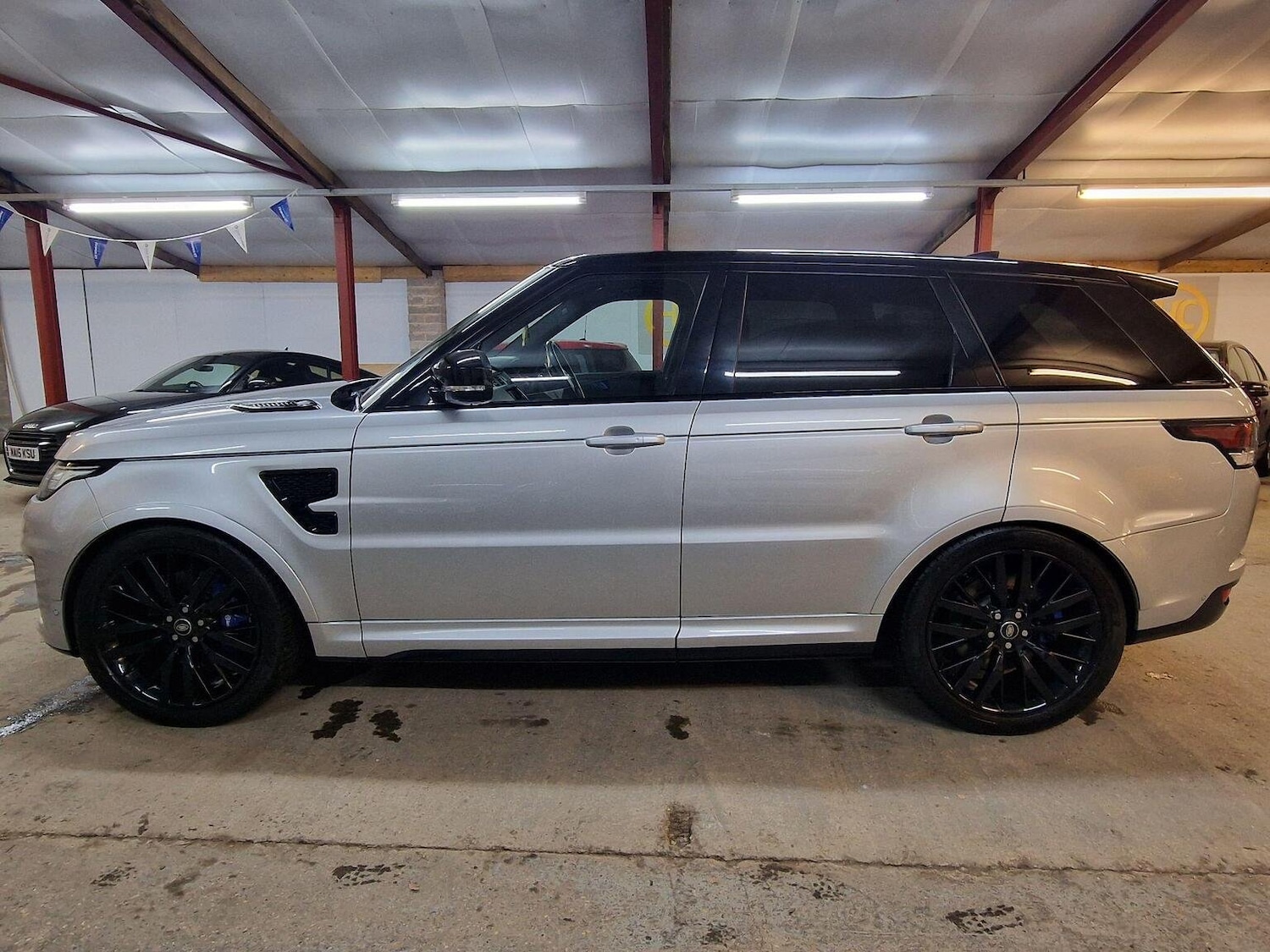 Used Land Rover Range Rover Sport 2017 for sale - 76262967: Photo 4