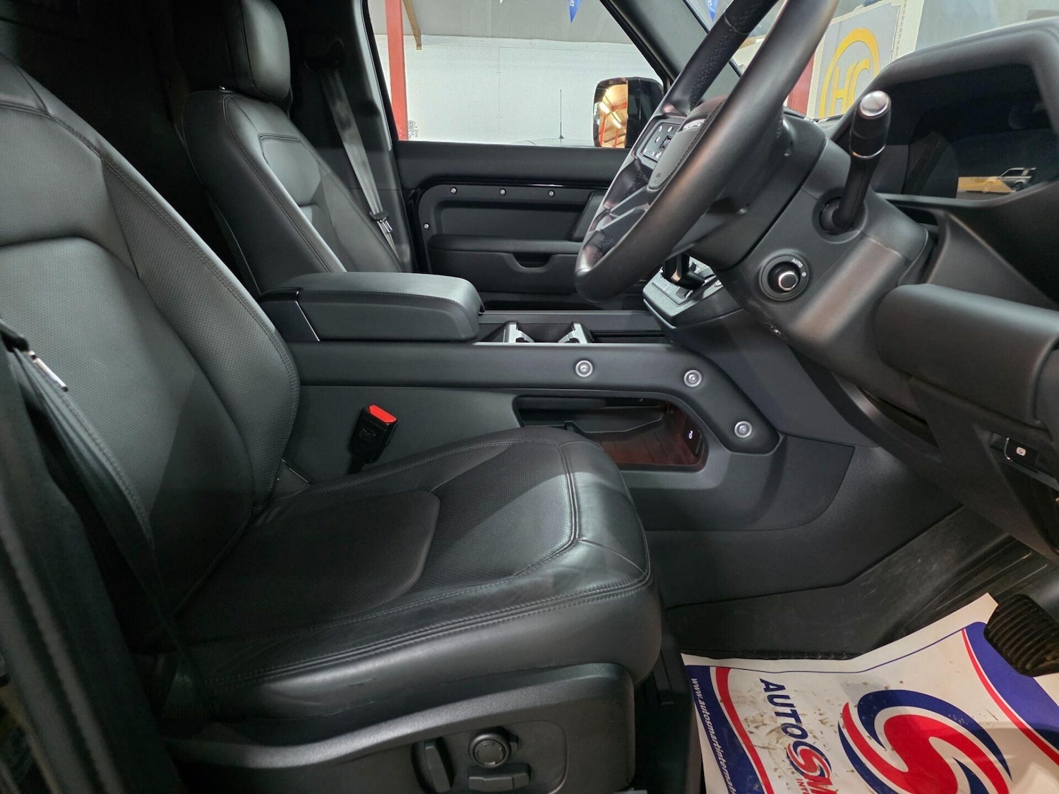 Used Land Rover Defender 2024 for sale - 77349994: Photo 17