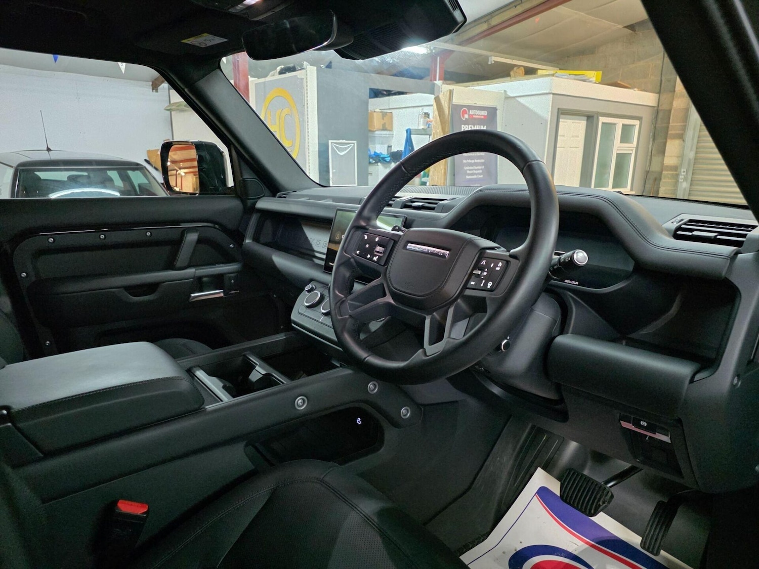 Used Land Rover Defender 2024 for sale - 77349994: Photo 19