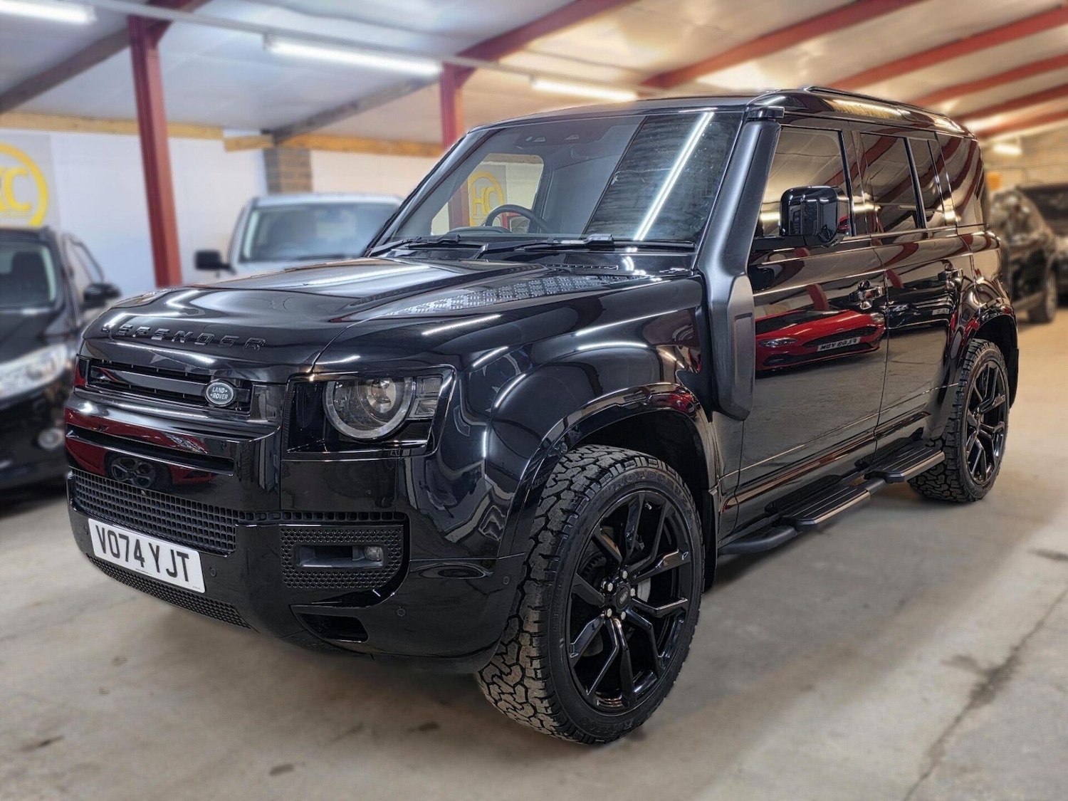 Used Land Rover Defender 2024 for sale - 77349994: Photo 3