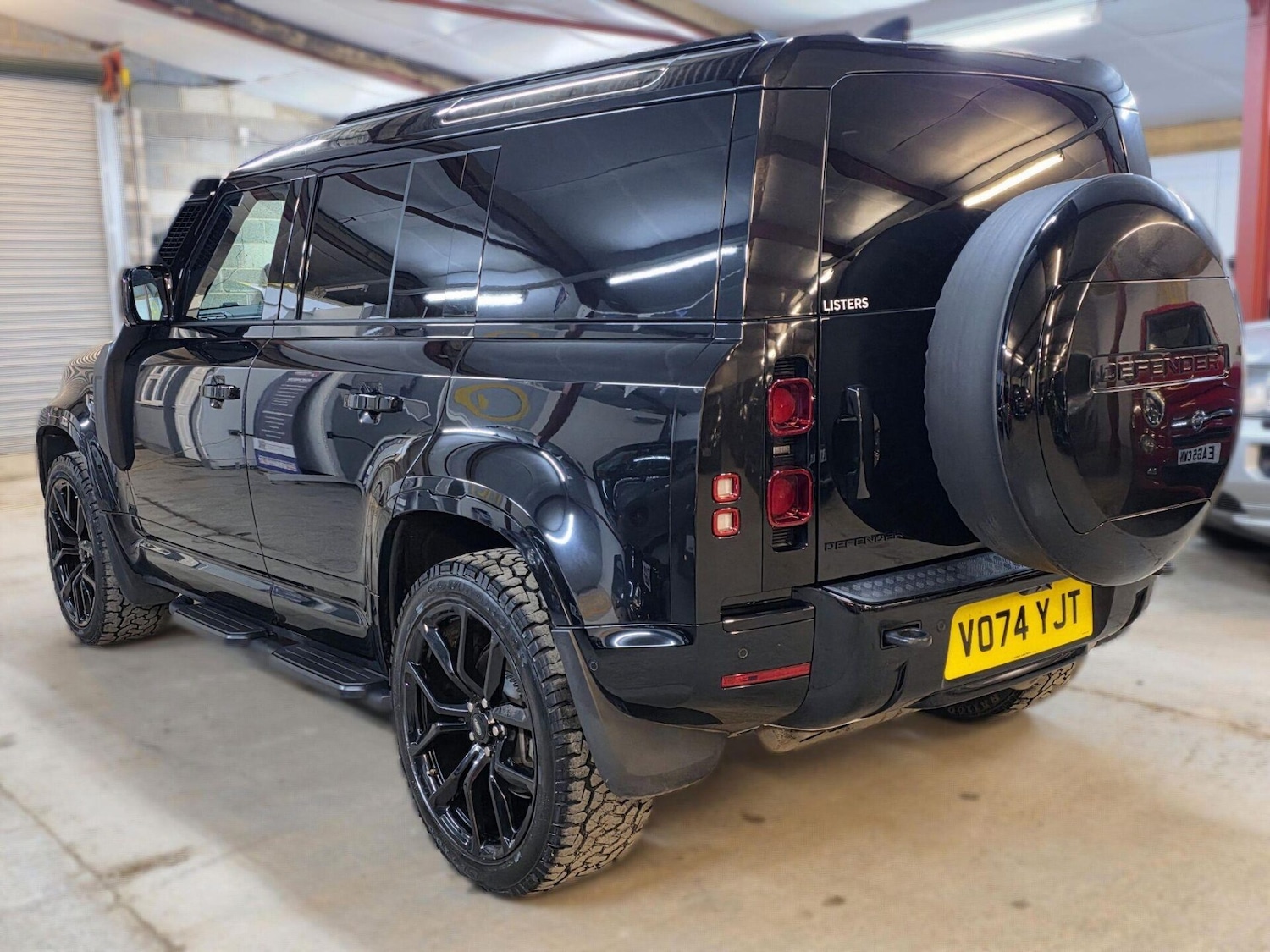 Used Land Rover Defender 2024 for sale - 77349994: Photo 5