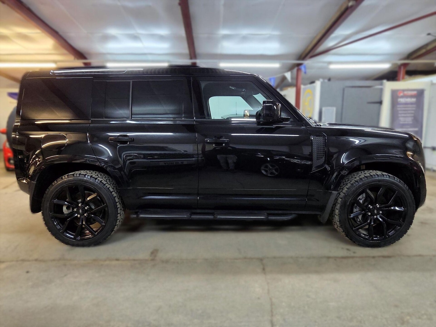 Used Land Rover Defender 2024 for sale - 77349994: Photo 8