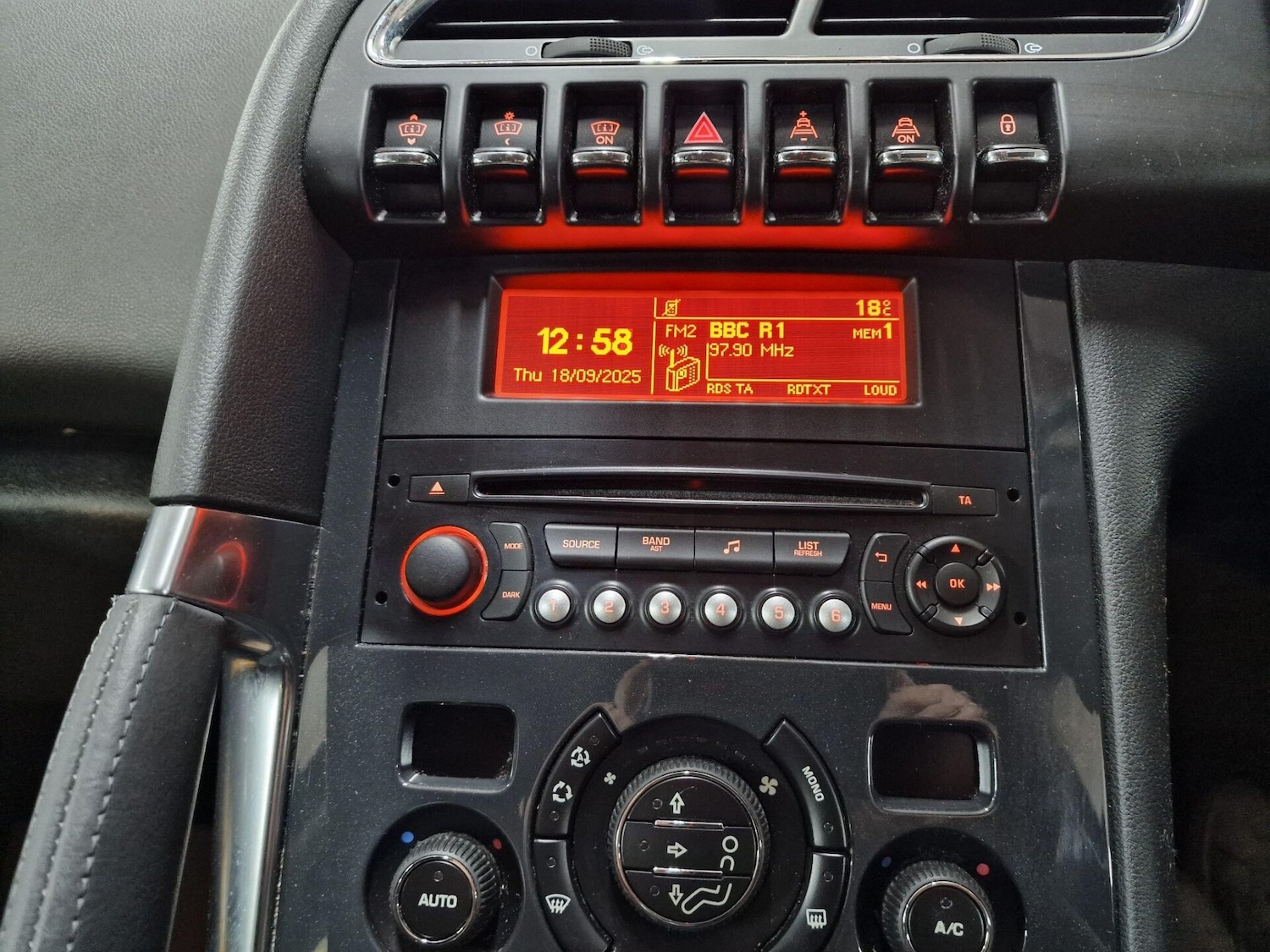 Used Peugeot 3008 2013 for sale - 77104401: Photo 22