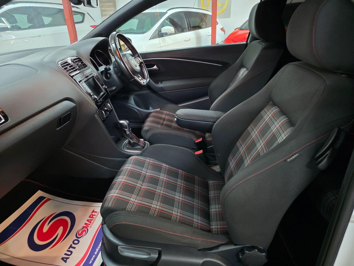 Used Volkswagen Polo 2016 for sale - 77104397: Photo 12