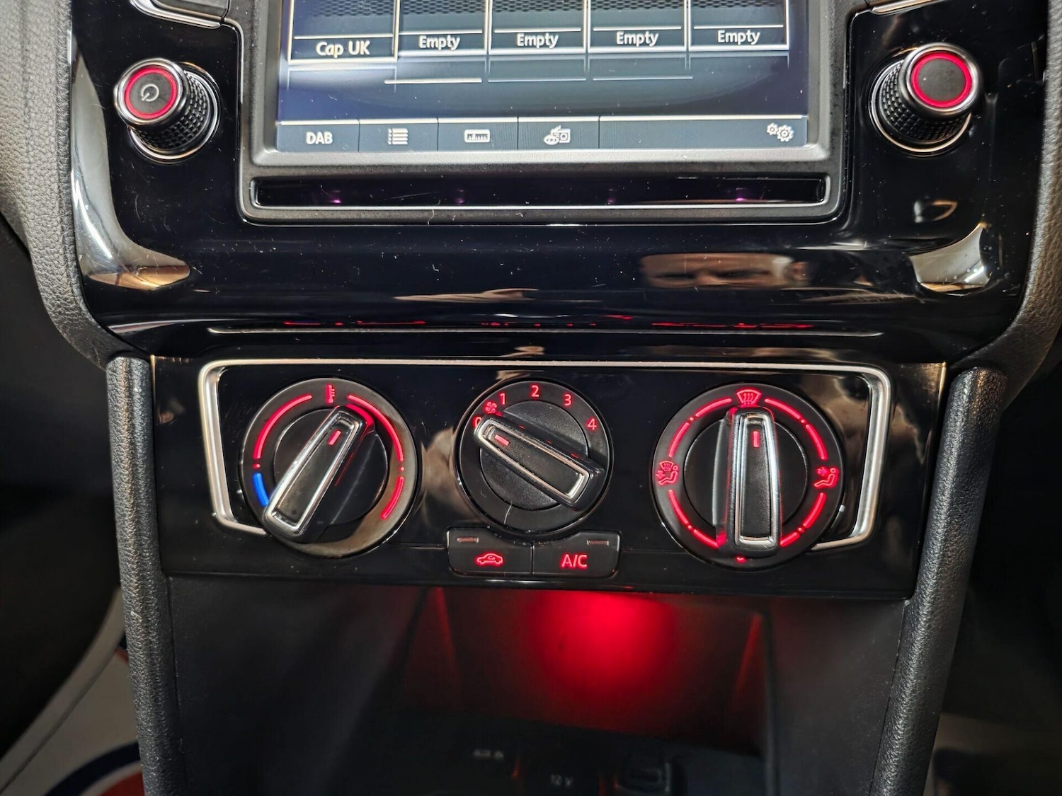 Used Volkswagen Polo 2016 for sale - 77104397: Photo 21