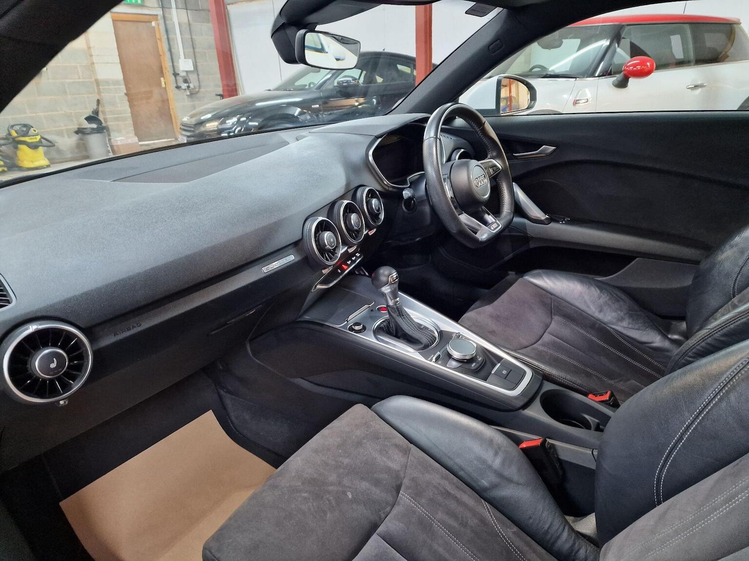 Used Audi TT 2015 for sale - 76378989: Photo 14