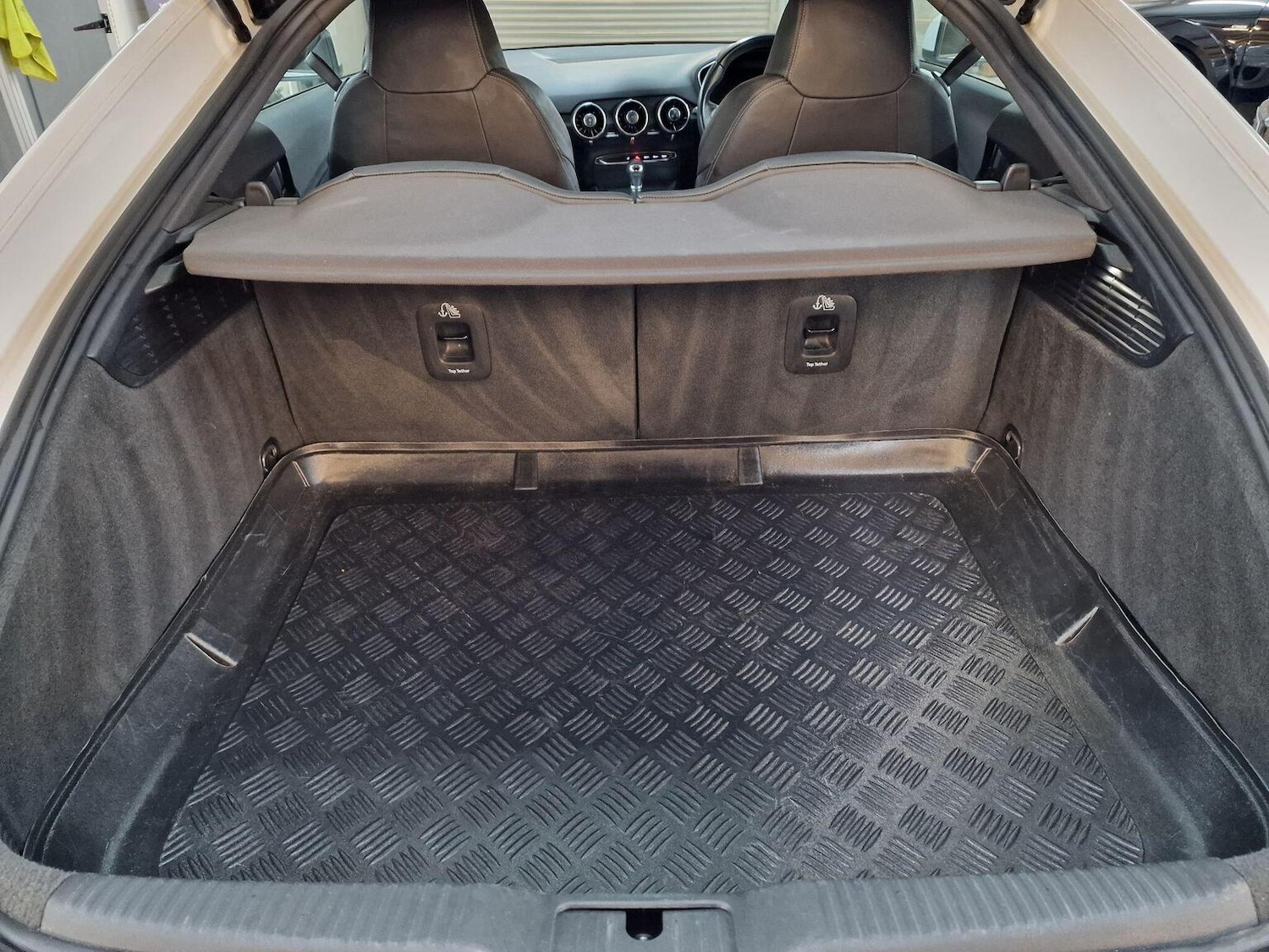 Used Audi TT 2015 for sale - 76378989: Photo 16