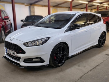 Used Ford Focus 2015 for sale - 78642147: Photo
