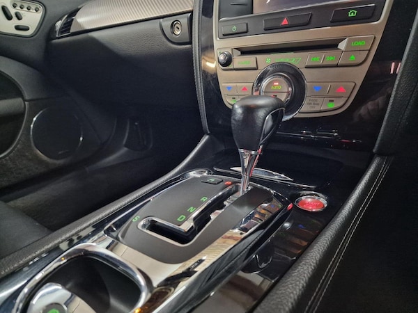 Used Jaguar XKR 2008 for sale - 75598927: Photo 19