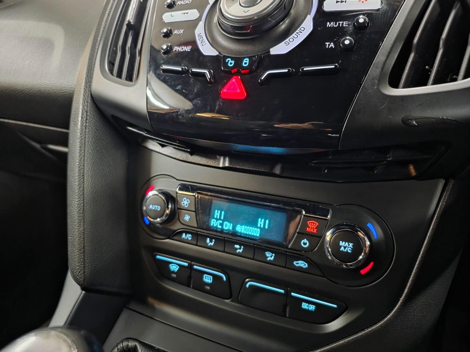 Used Ford Focus 2014 for sale - 76748253: Photo 21