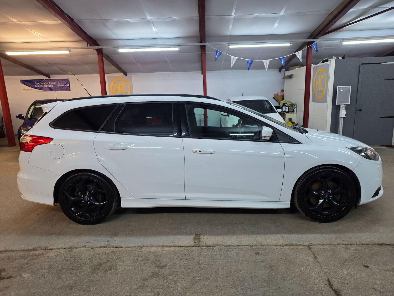 Used Ford Focus 2014 for sale - 76748253: Photo 8