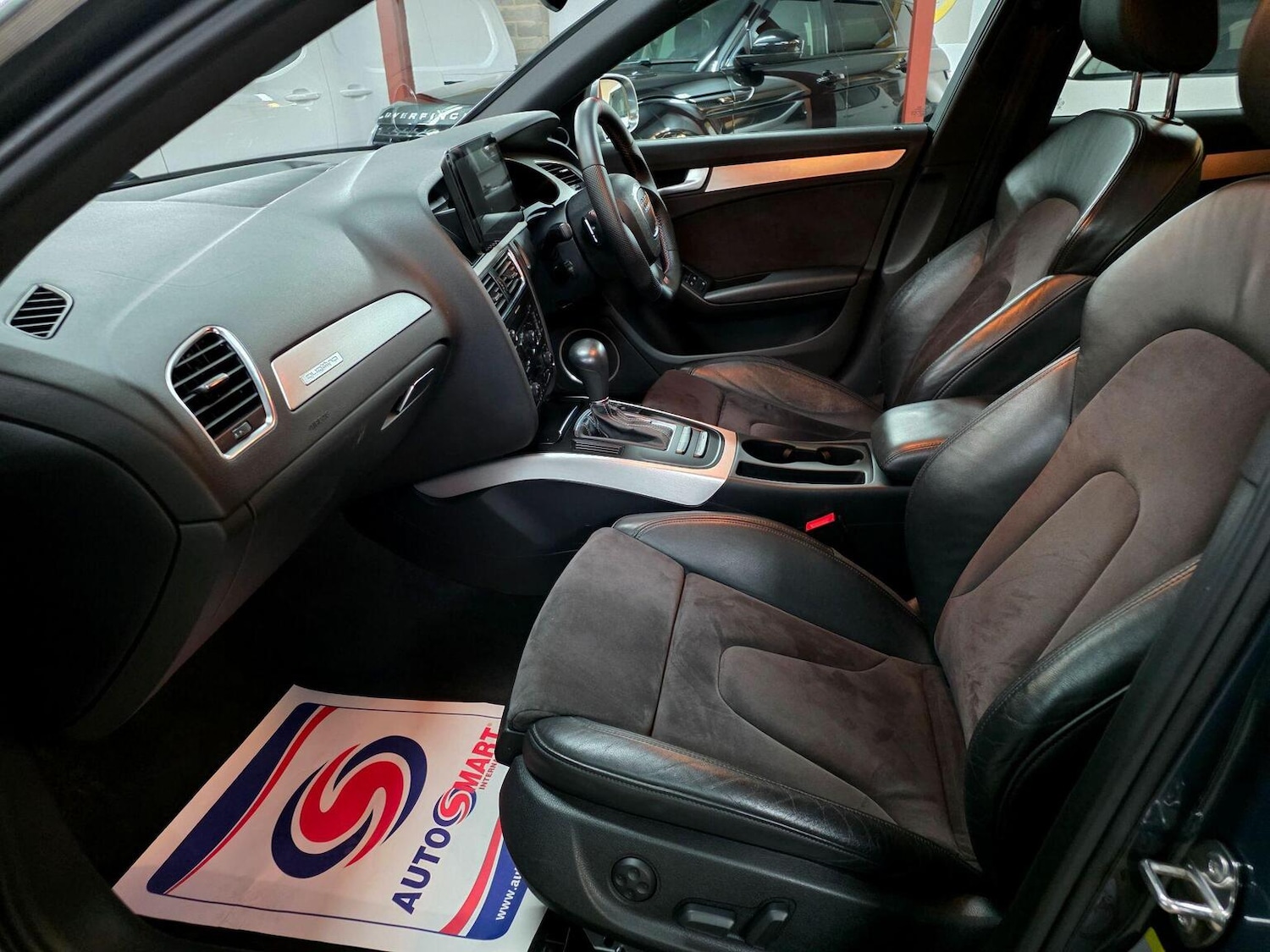 Used Audi A4 2010 for sale - 76845001: Photo 12