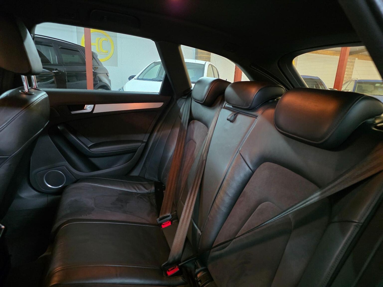 Used Audi A4 2010 for sale - 76845001: Photo 16