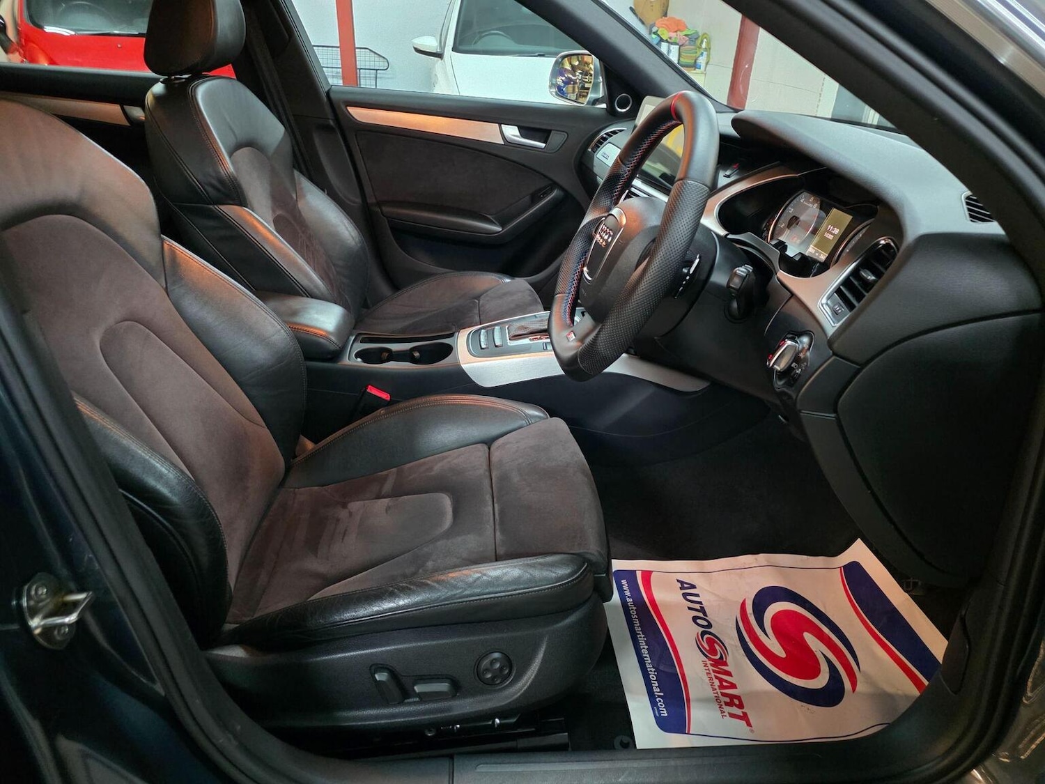 Used Audi A4 2010 for sale - 76845001: Photo 18