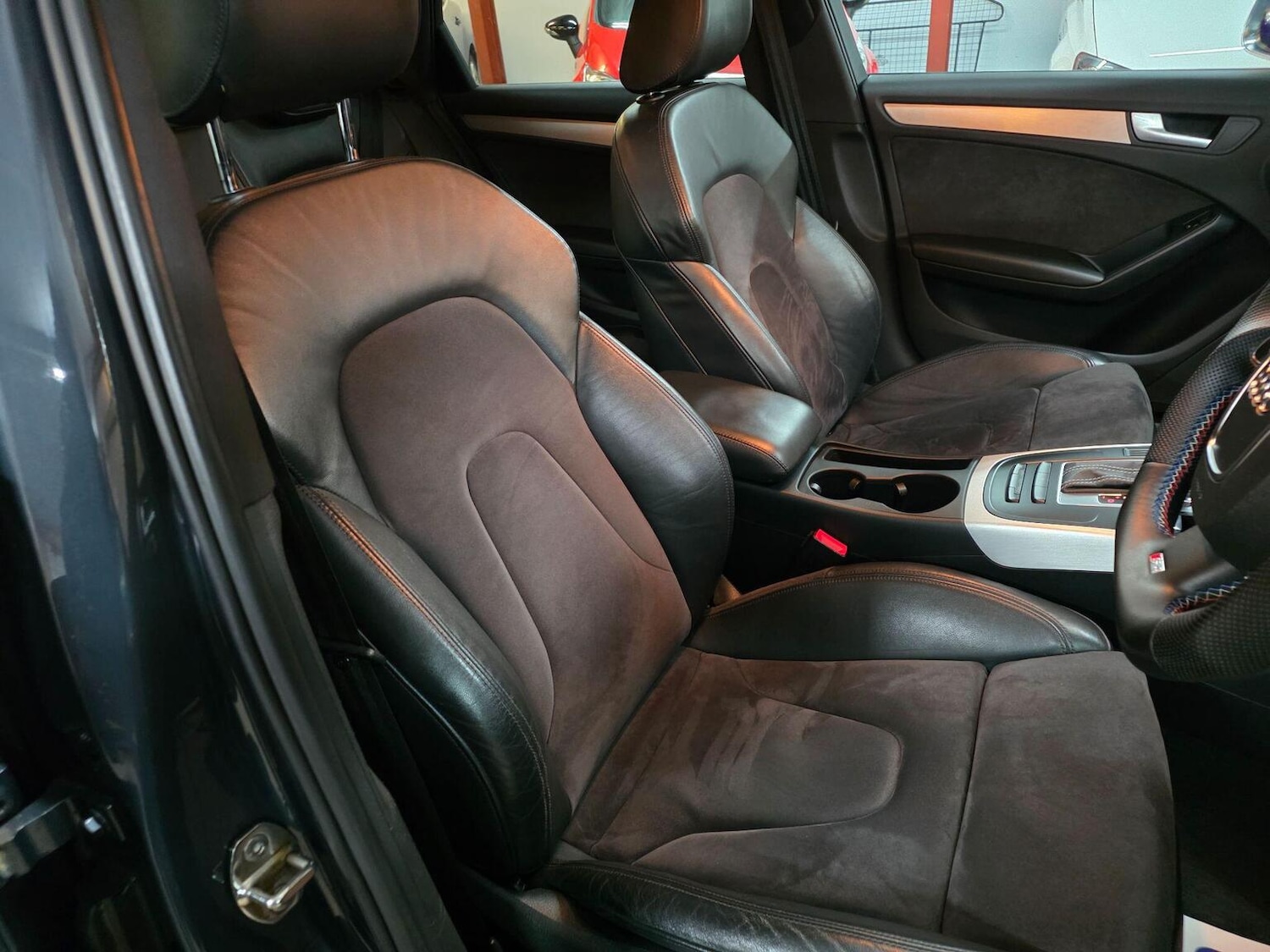 Used Audi A4 2010 for sale - 76845001: Photo 19