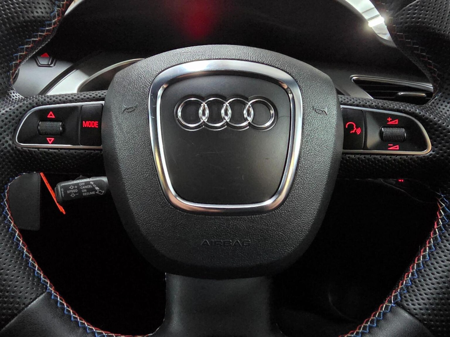 Used Audi A4 2010 for sale - 76845001: Photo 24