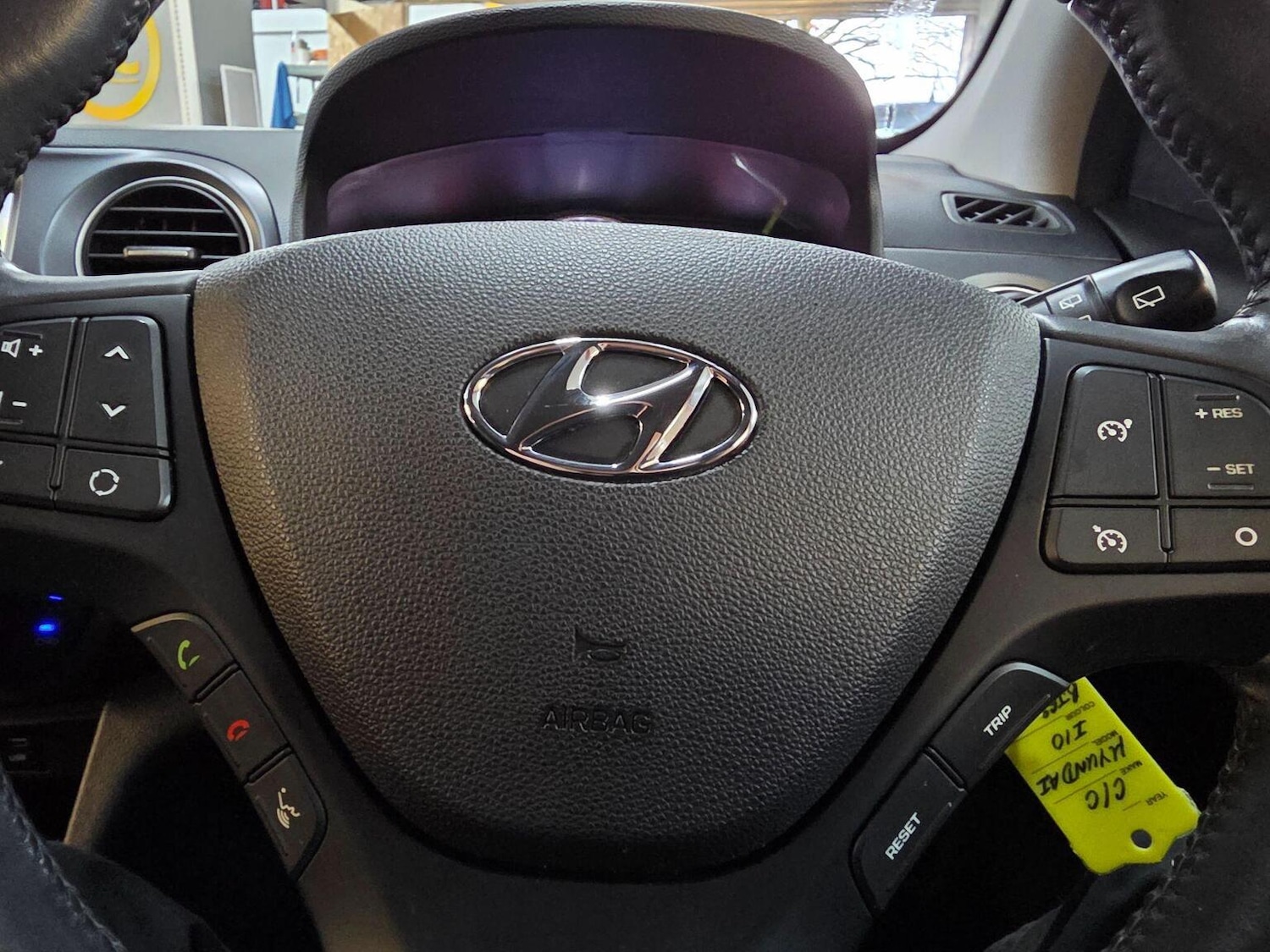 Used Hyundai i10 2019 for sale - 76748259: Photo 25