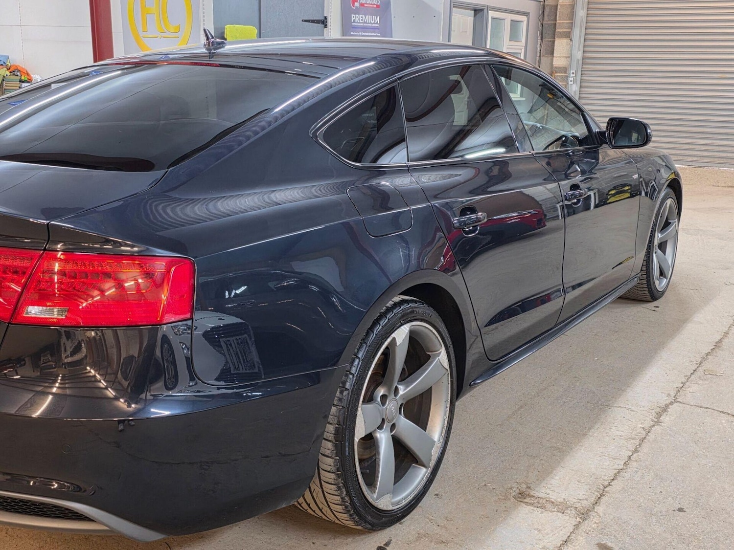 Used Audi A5 2014 for sale - 77973589: Photo 11