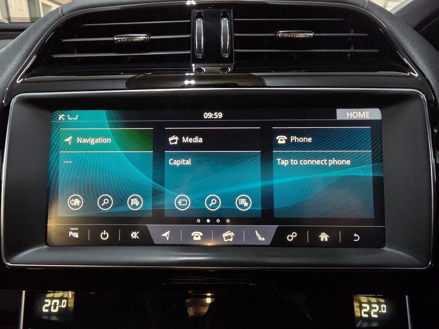 Used Jaguar XE 2019 for sale - 77557360: Photo 25