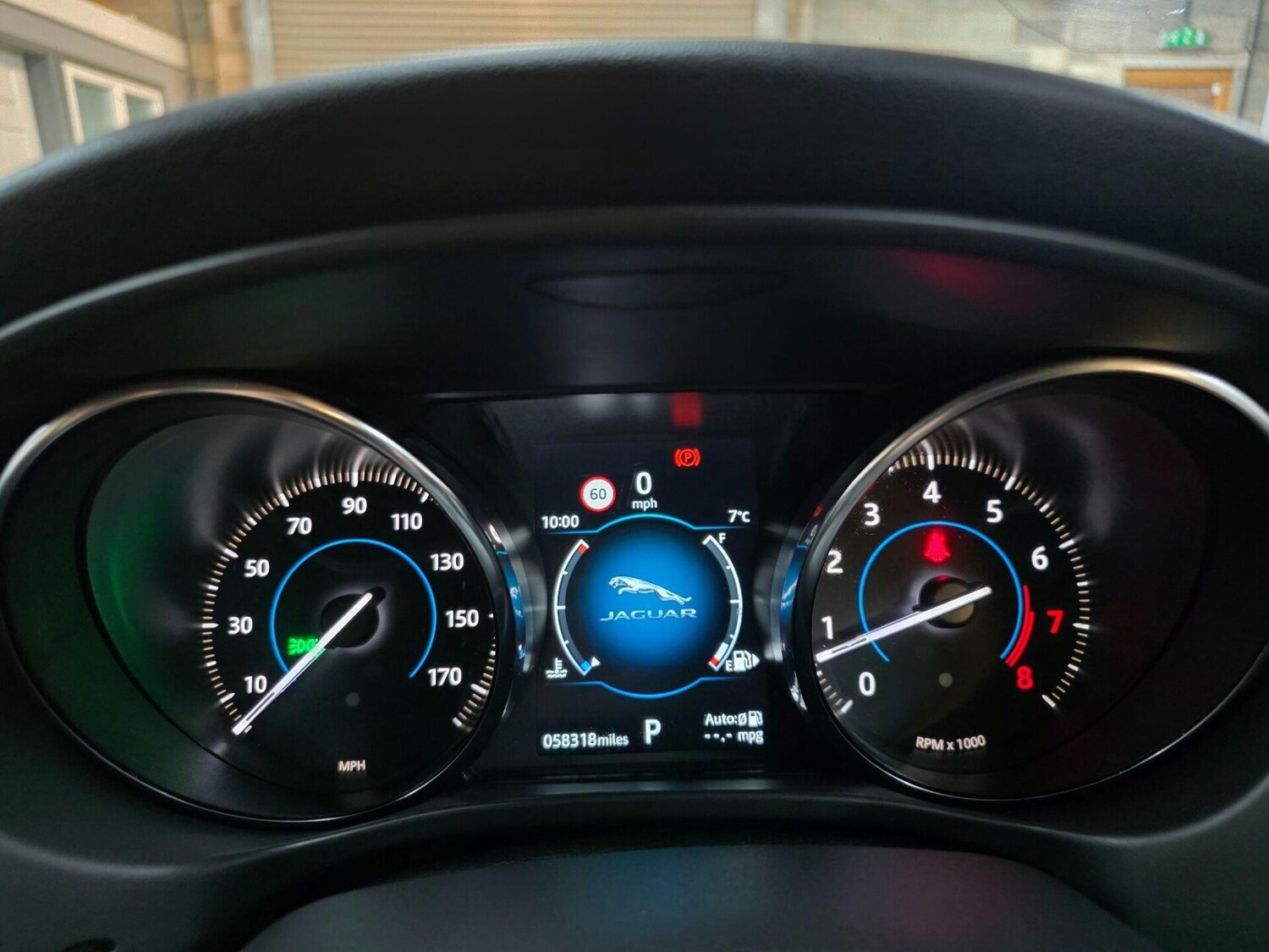 Used Jaguar XE 2019 for sale - 77557360: Photo 30